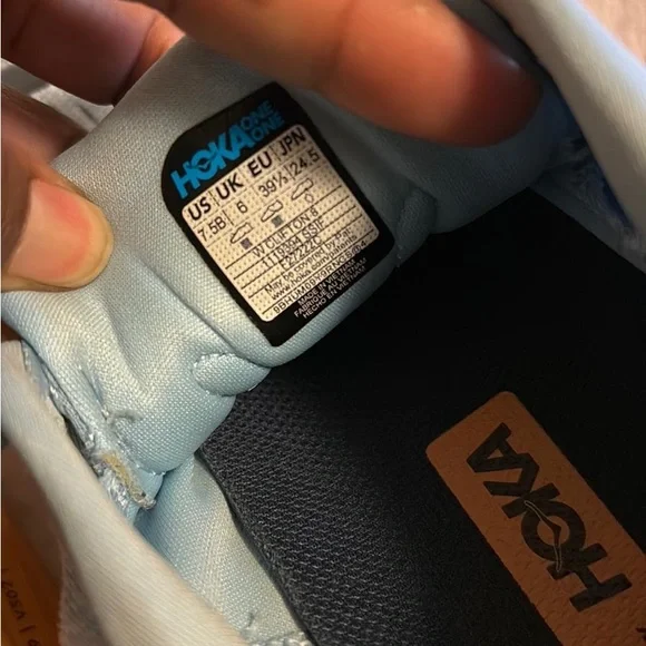 Hoka Black Smartwatch with Digital Display and Fitness Tracking